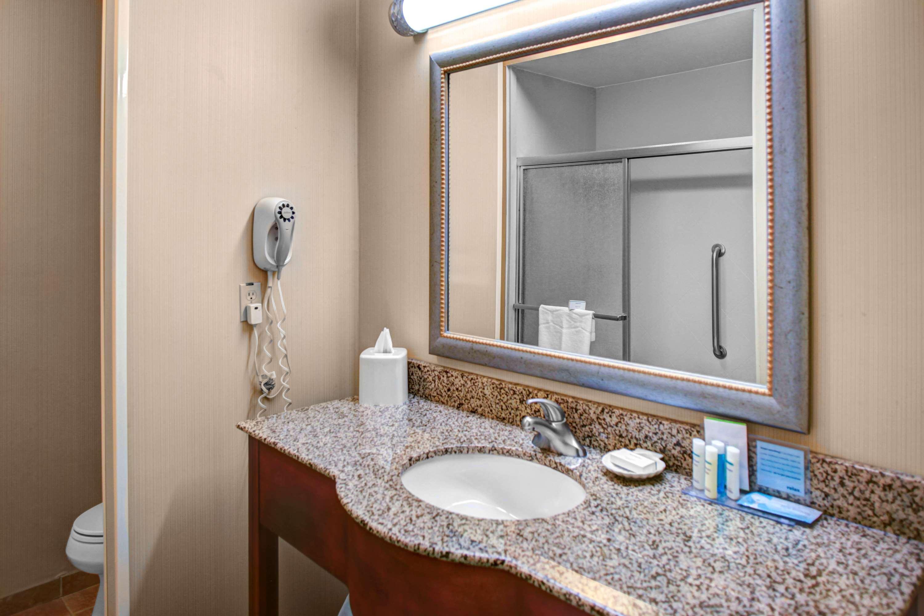 Hampton Inn Coldwater Exterior foto